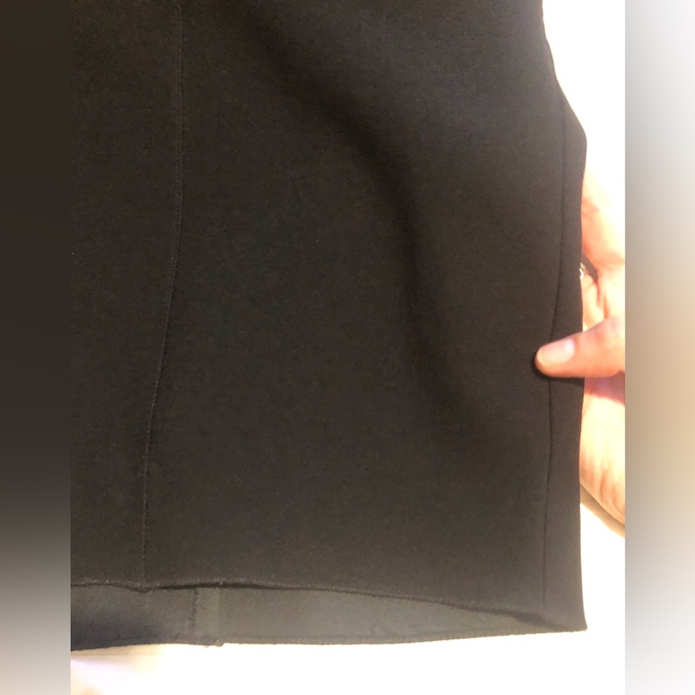 Elie Tahari Lourdes Black Cocktail Dress with slit short sleeves V neck size 8 - Picture 11 of 12